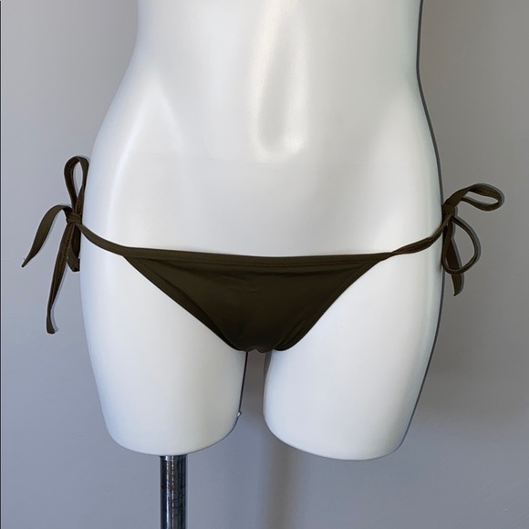 Victoria’s Secret gray bikini - Picture 2 of 5